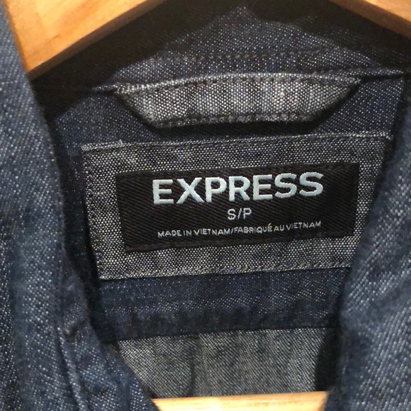 EXPRESS MENS BUTTON UP SIZE SMALL - Picture 3 of 7